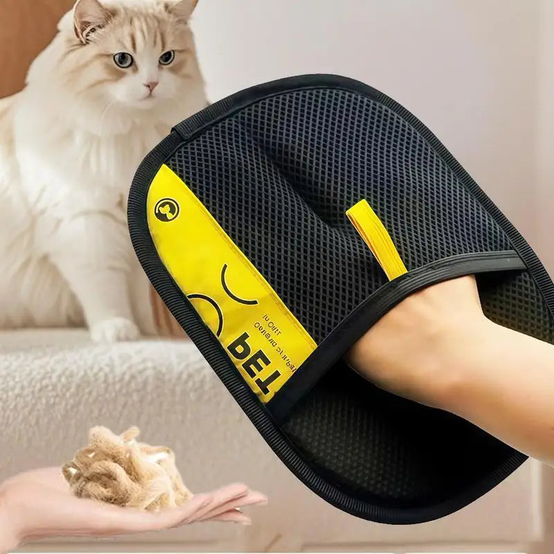 Atelier Magnet: The 2-in-1 Electrostatic Grooming & Detailer Glove