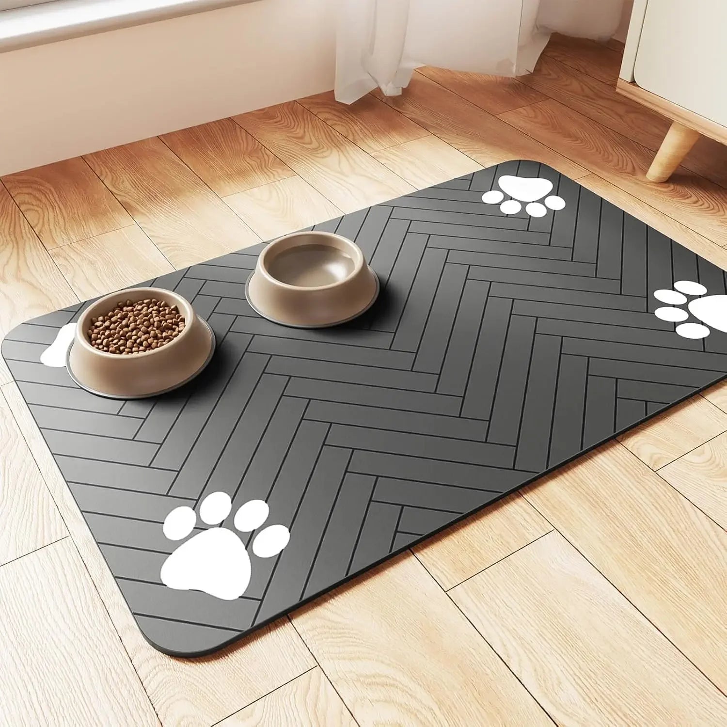 The Minimalist Quick-Dry Feeding Mat